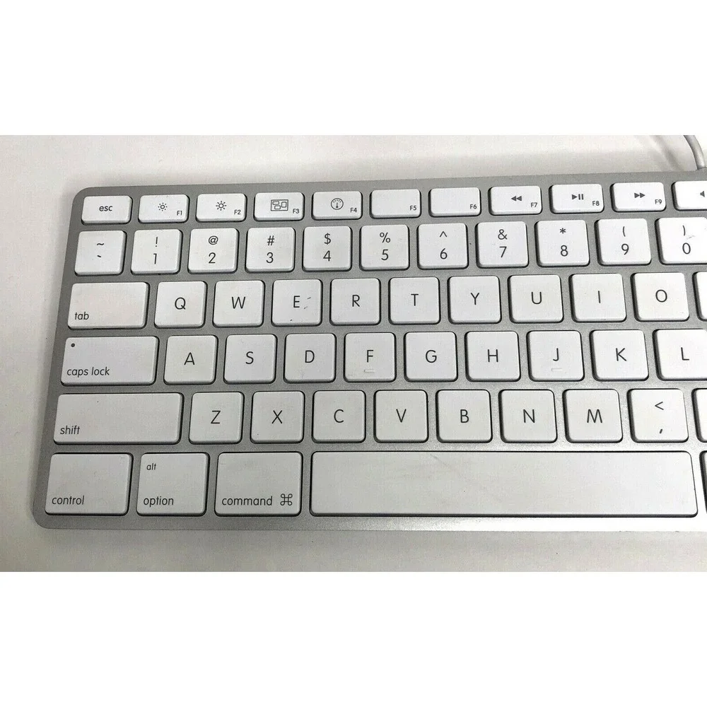 Apple A1243 Wired Slim Aluminum Keyboard‎ w/ USB Ports For iMac EUC